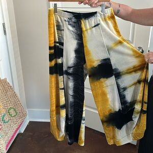 Alembika pant, size 4, fits a 12-14.